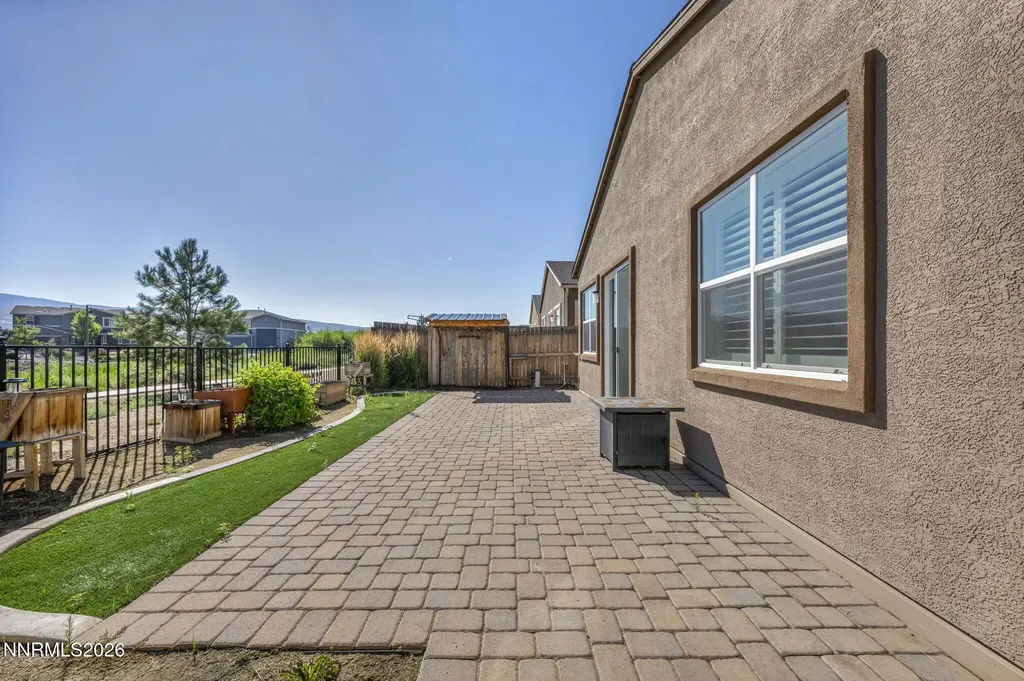 7854 Hoback Sparks NV 89436