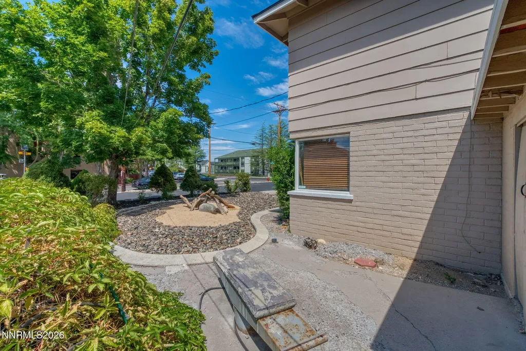 3045 Lakeside Reno NV 89509