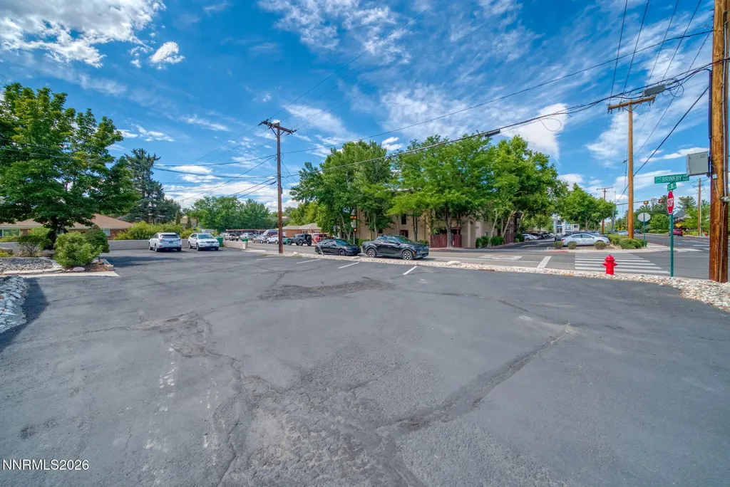3045 Lakeside Reno NV 89509