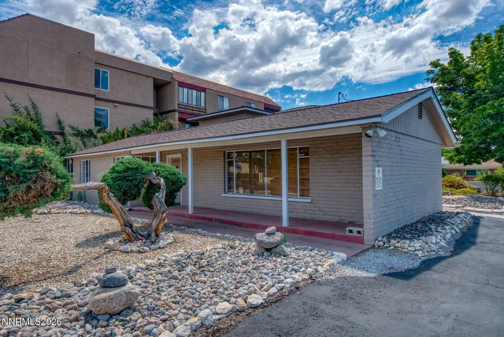 3045 Lakeside Reno NV 89509