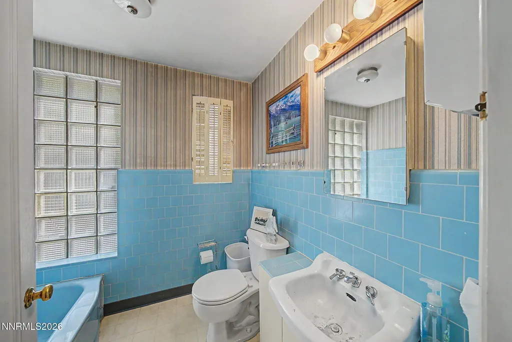 3045 Lakeside Reno NV 89509