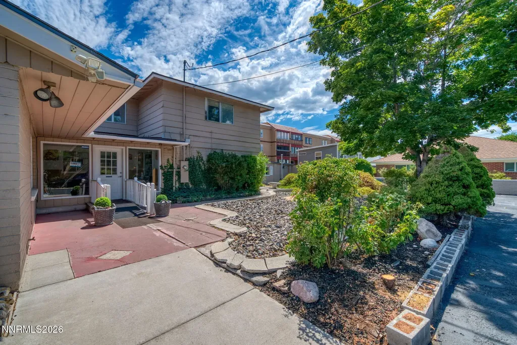 3045 Lakeside Reno NV 89509