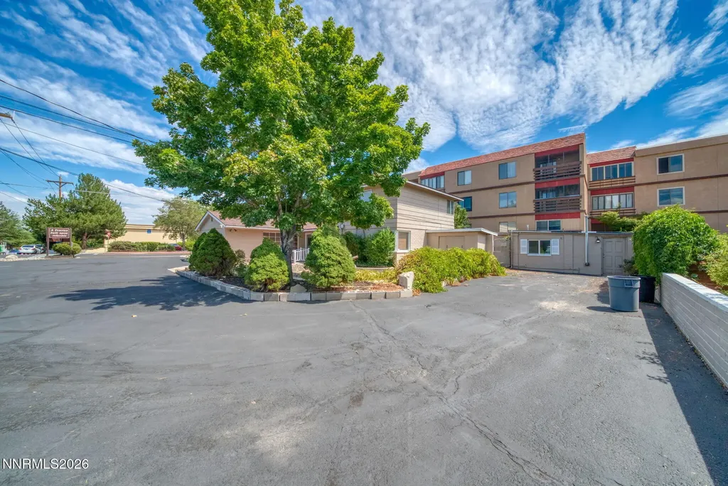 3045 Lakeside Reno NV 89509