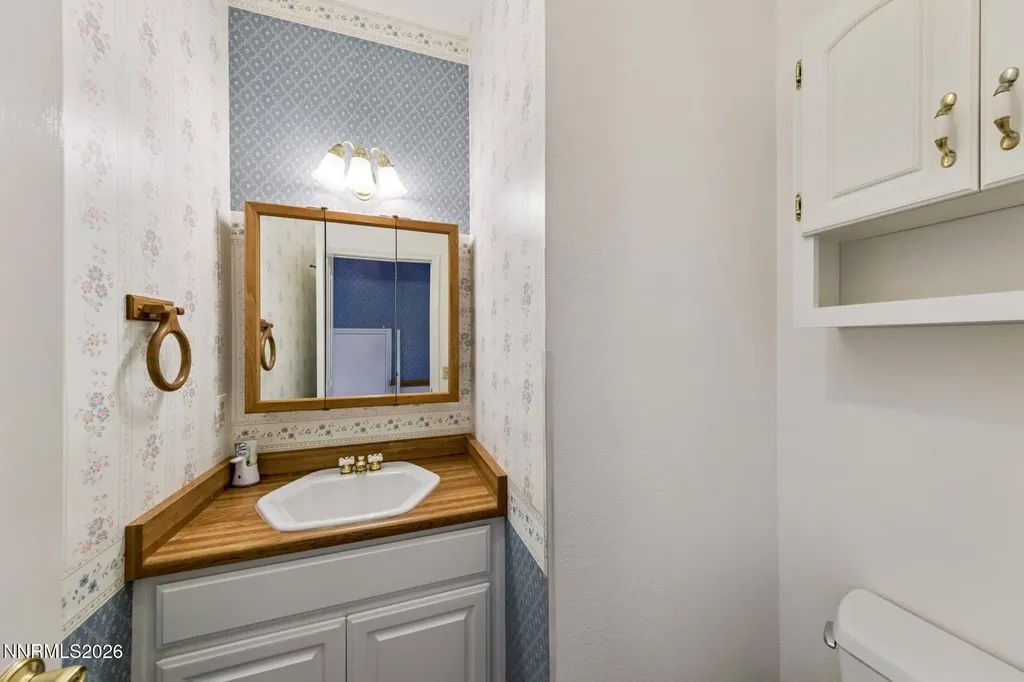 1049 Kimmerling Gardnerville NV 89460