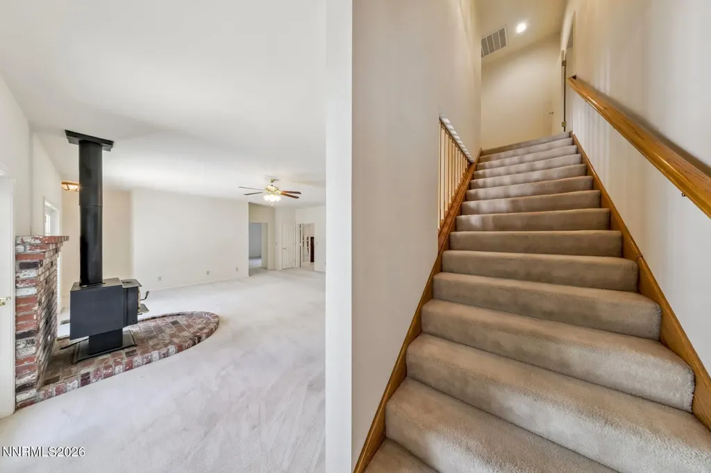 1049 Kimmerling Gardnerville NV 89460