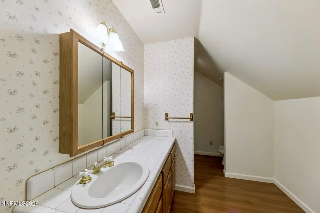 1049 Kimmerling Gardnerville NV 89460