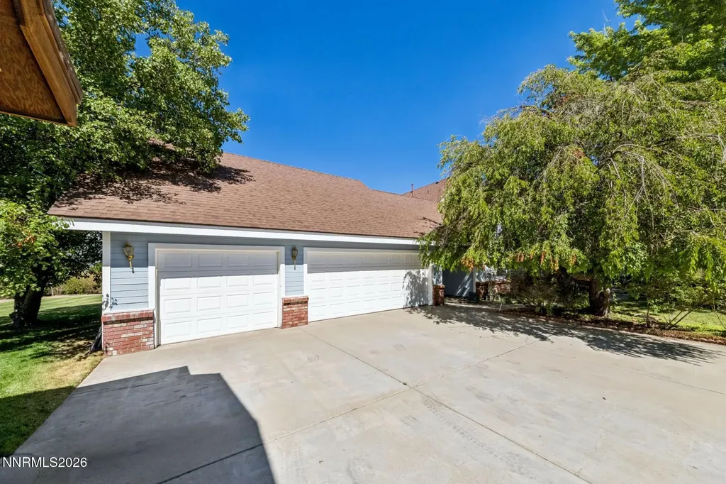 1049 Kimmerling Gardnerville NV 89460