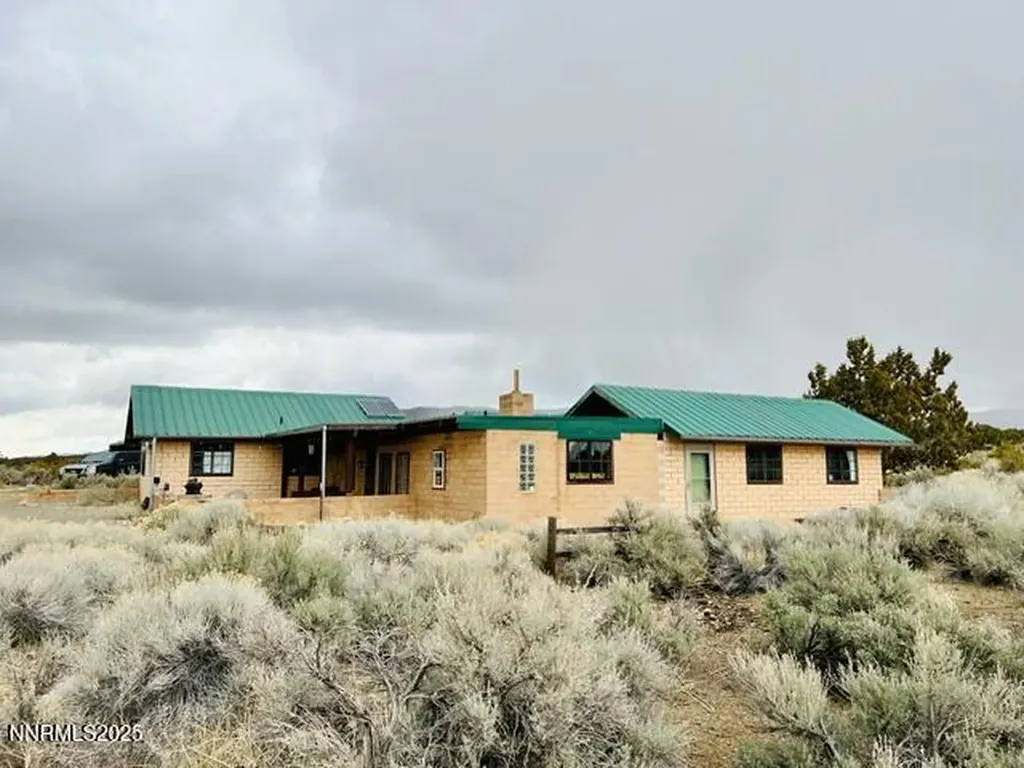 1580 Sunrise Pass Minden NV 89423