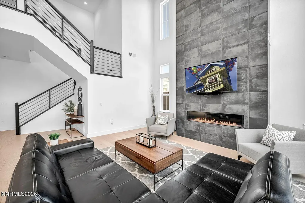 5445 Side Saddle Reno NV 89511