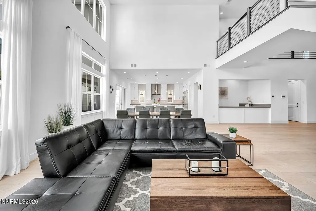 5445 Side Saddle Reno NV 89511