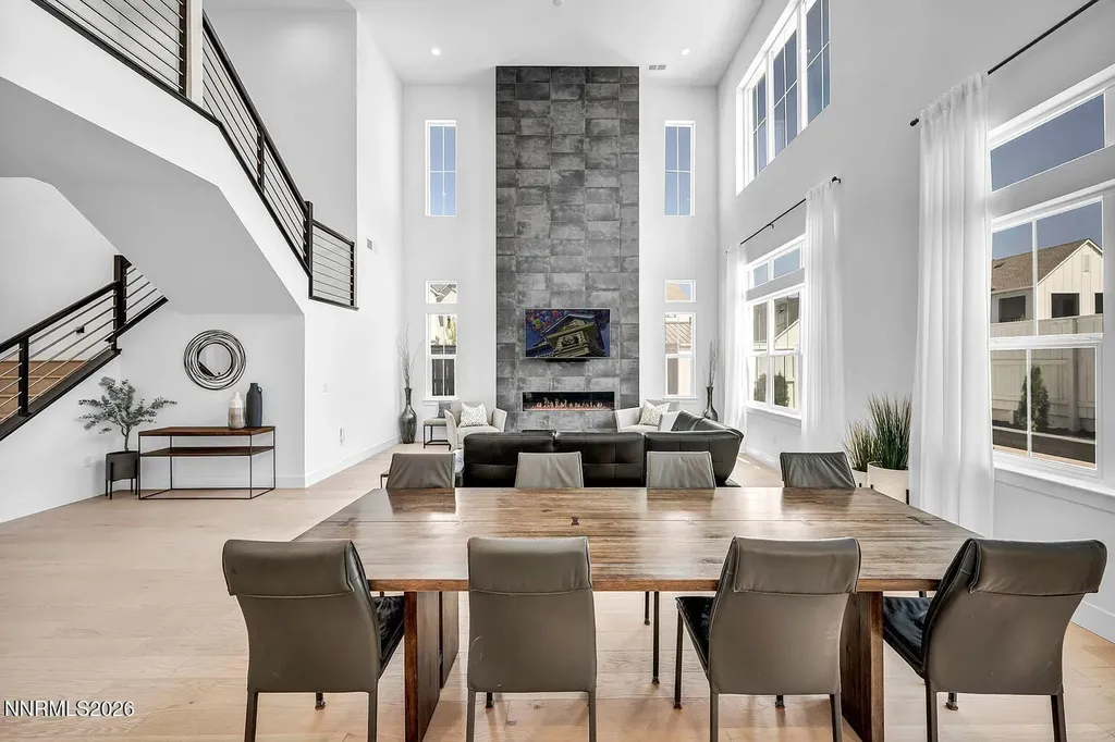 5445 Side Saddle Reno NV 89511
