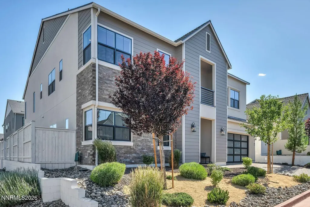 5445 Side Saddle Reno NV 89511