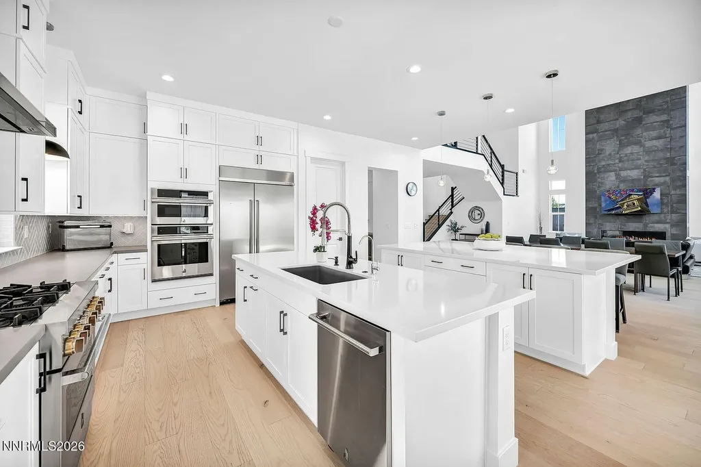 5445 Side Saddle Reno NV 89511
