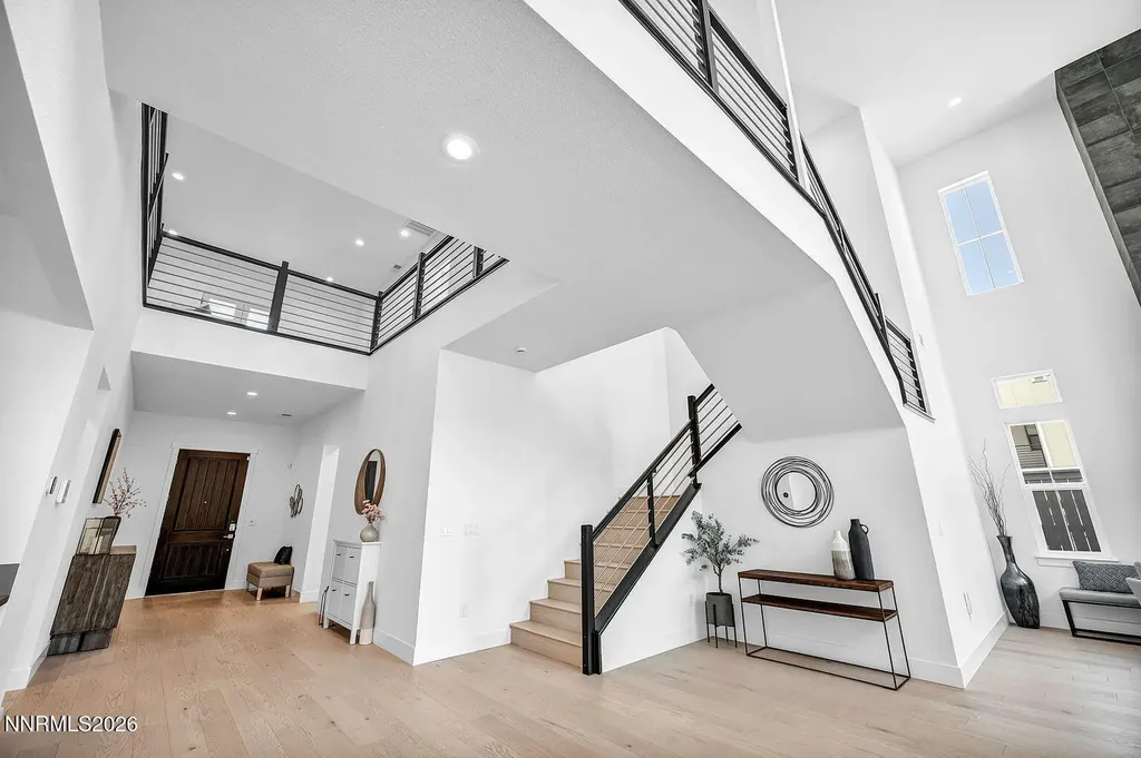5445 Side Saddle Reno NV 89511