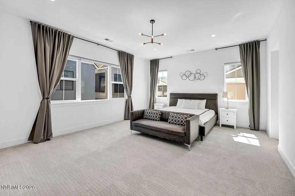 5445 Side Saddle Reno NV 89511