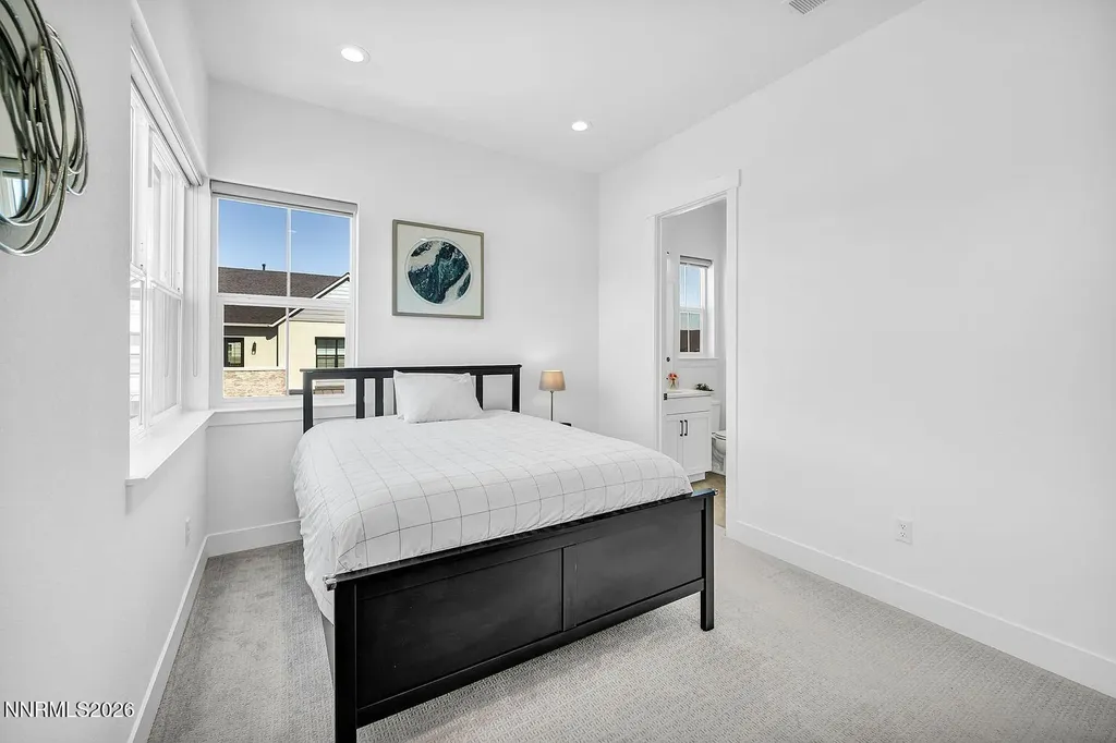 5445 Side Saddle Reno NV 89511