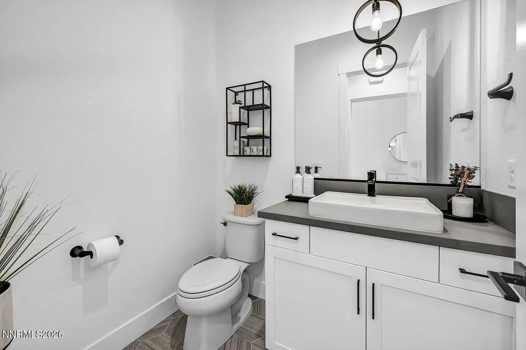 5445 Side Saddle Reno NV 89511