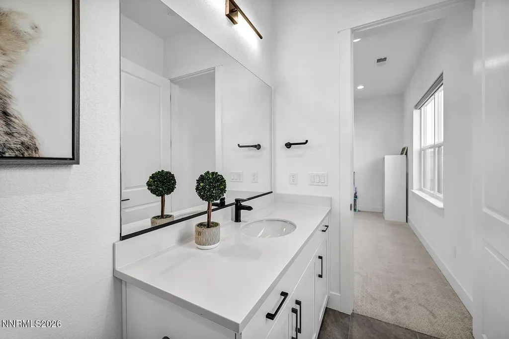 5445 Side Saddle Reno NV 89511