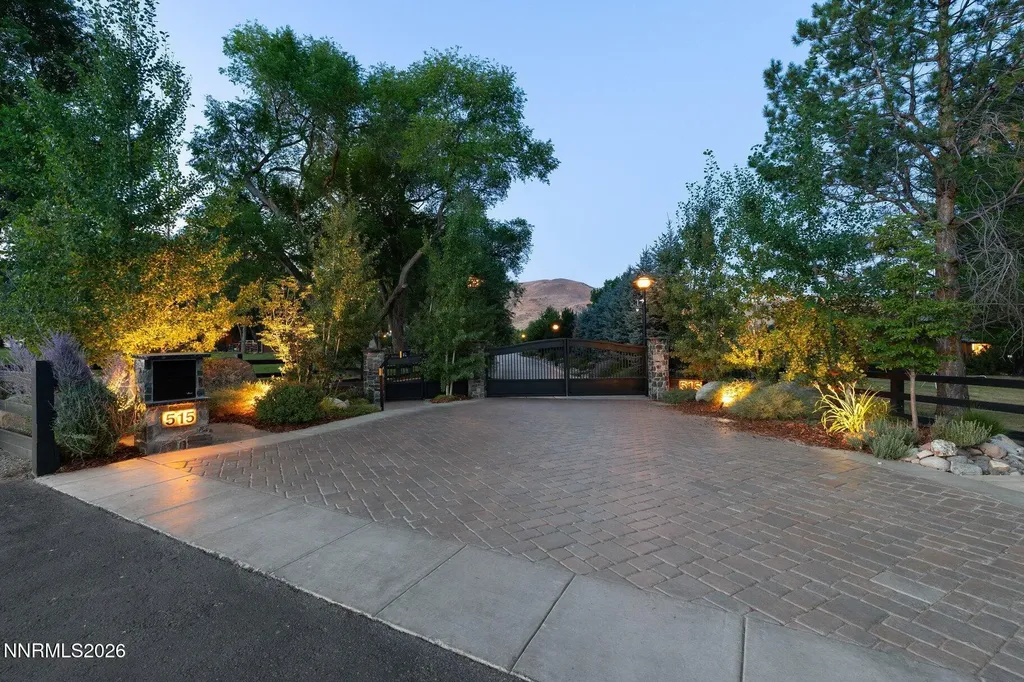 515 Rhodes Reno NV 89521