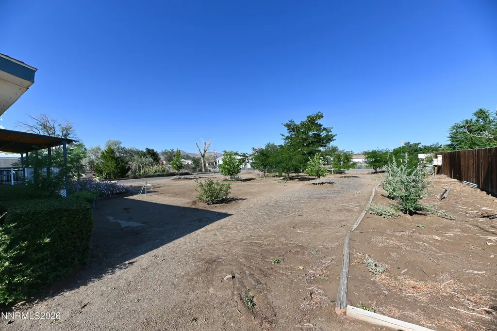 3614 Cherry Silver Springs NV 89429