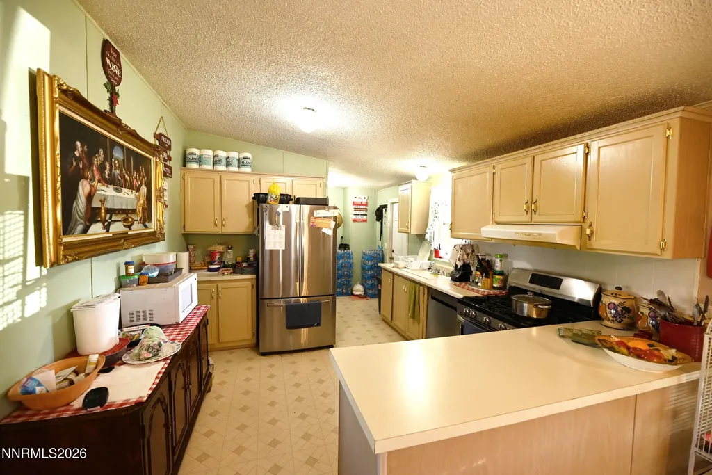 3614 Cherry Silver Springs NV 89429