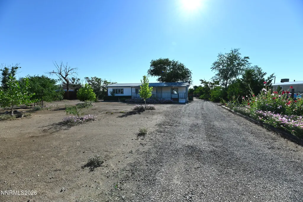 3614 Cherry Silver Springs NV 89429