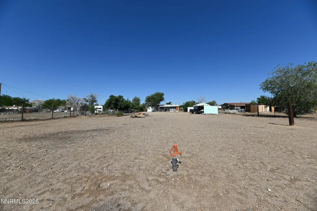 3614 Cherry Silver Springs NV 89429