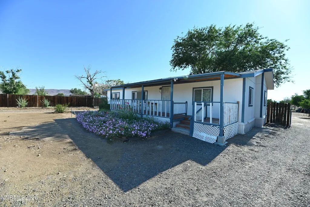 3614 Cherry Silver Springs NV 89429