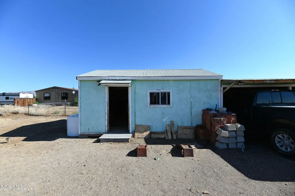 3614 Cherry Silver Springs NV 89429