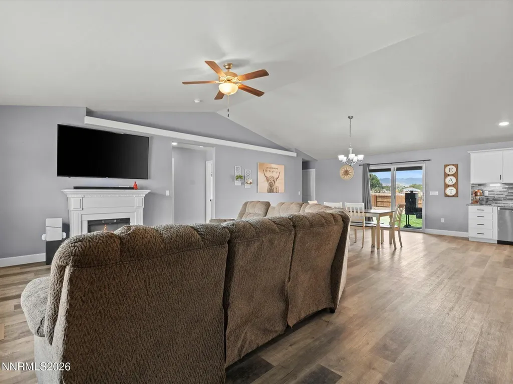 1342 Nevada Pacific Fernley NV 89408