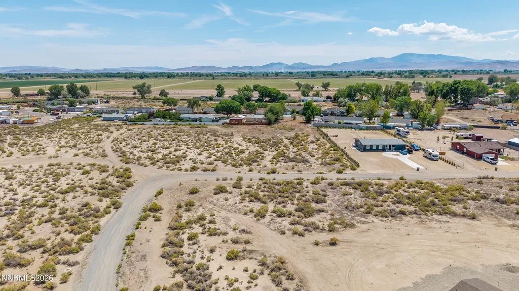 15 Northridge Yerington NV 89447