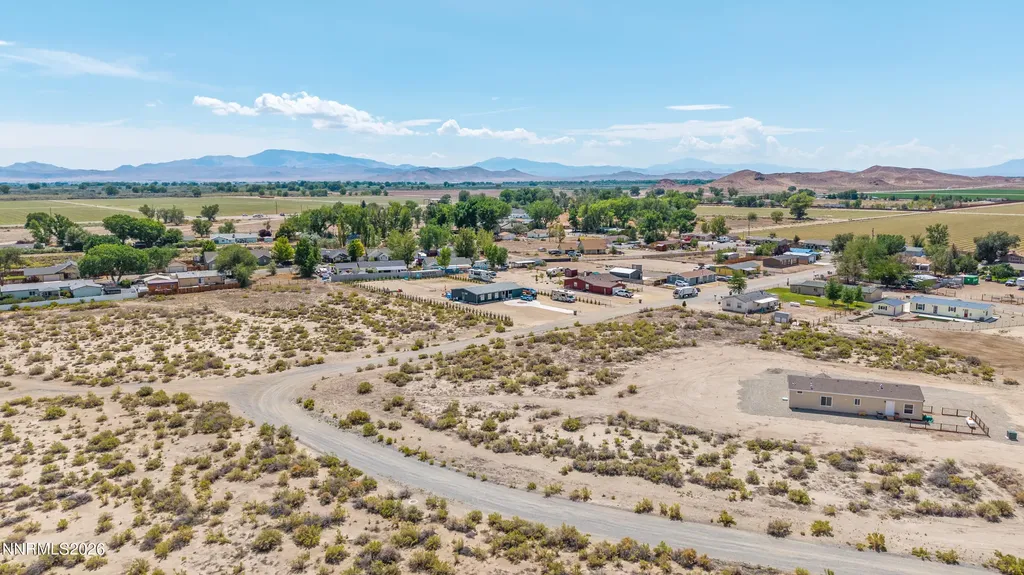 15 Northridge Yerington NV 89447