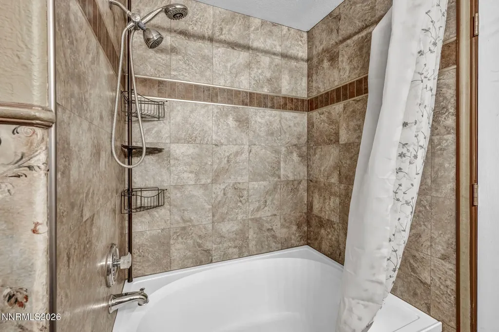 652 Silver Lace Fernley NV 89408