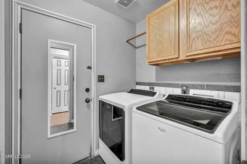 652 Silver Lace Fernley NV 89408
