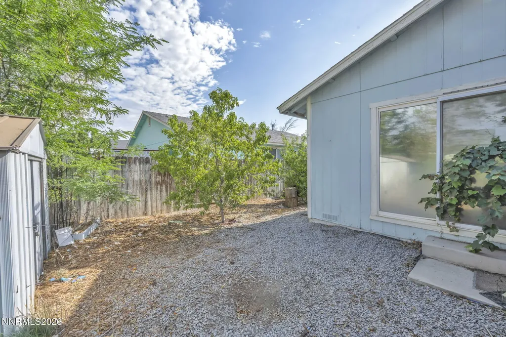 652 Silver Lace Fernley NV 89408