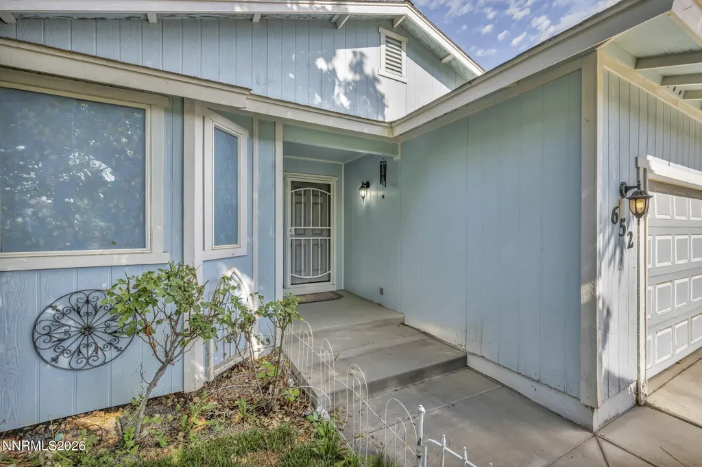 652 Silver Lace Fernley NV 89408