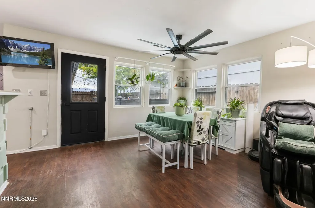 1341 Mountain Ash Gardnerville NV 89410