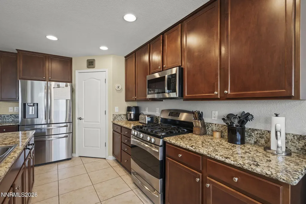 1238 Stratton Dayton NV 89403