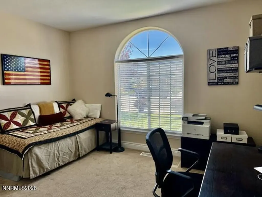 2911 La Cresta Minden NV 89423