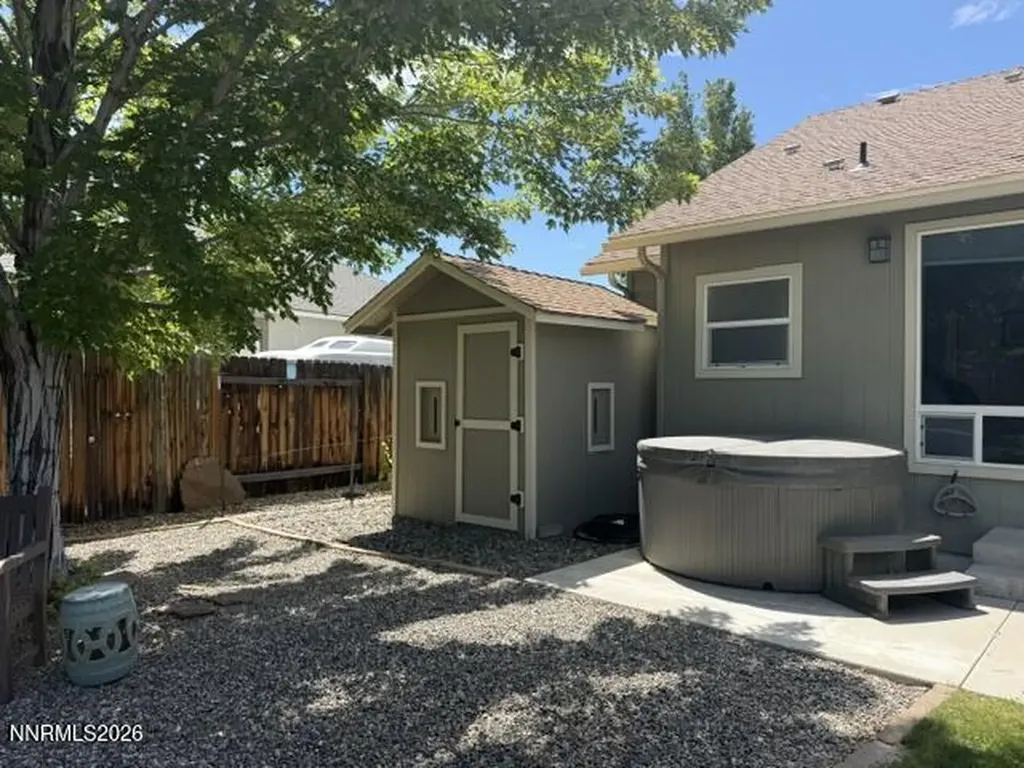 2911 La Cresta Minden NV 89423