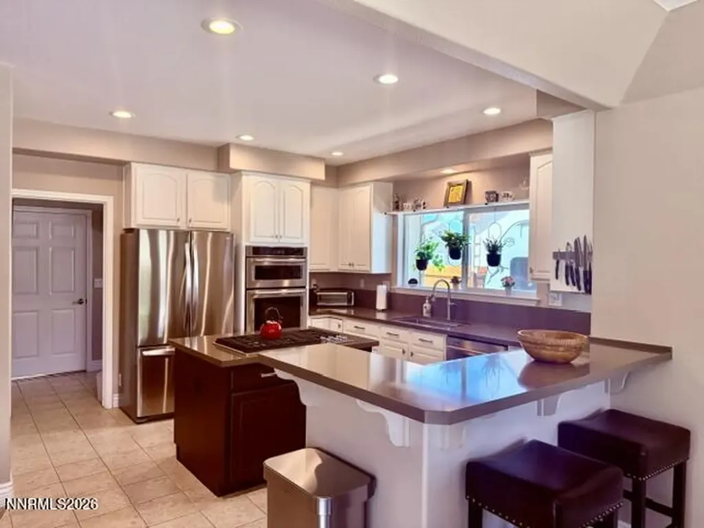 2911 La Cresta Minden NV 89423