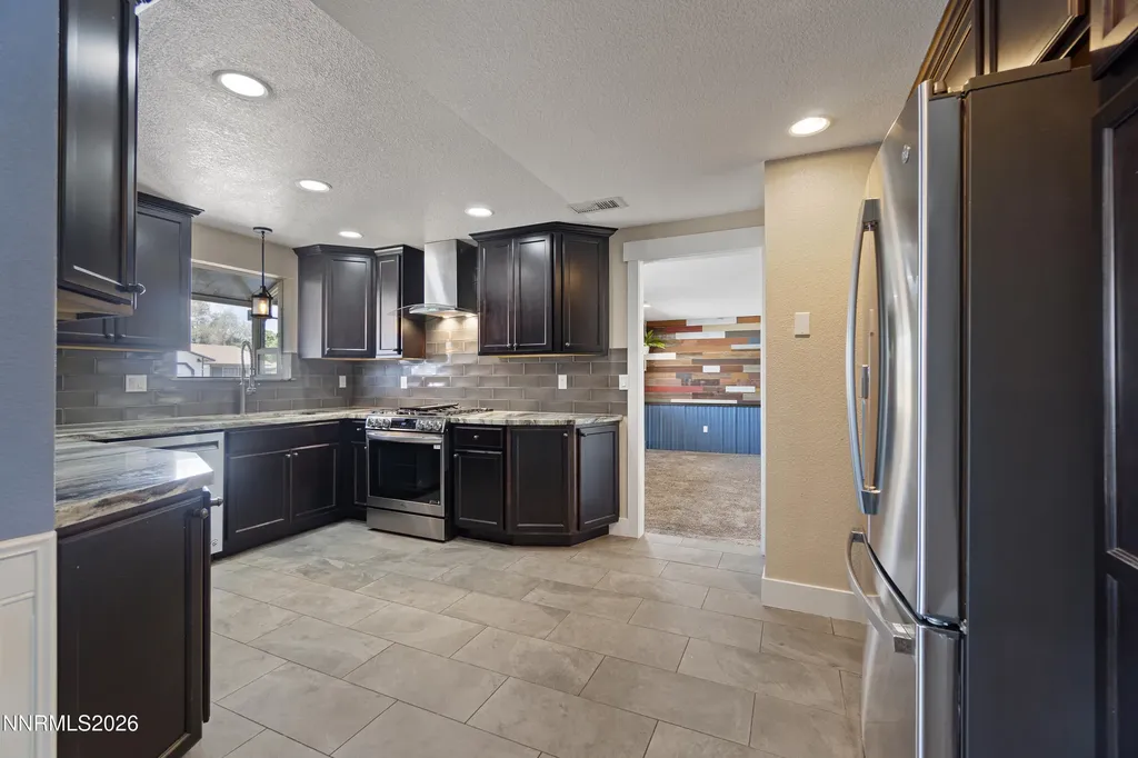 415 Keystone Dayton NV 89403