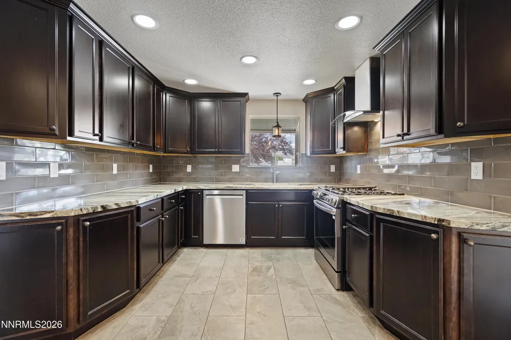 415 Keystone Dayton NV 89403