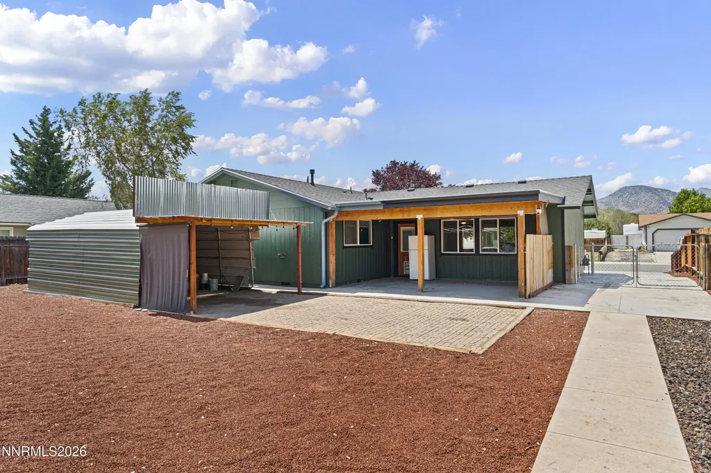 415 Keystone Dayton NV 89403