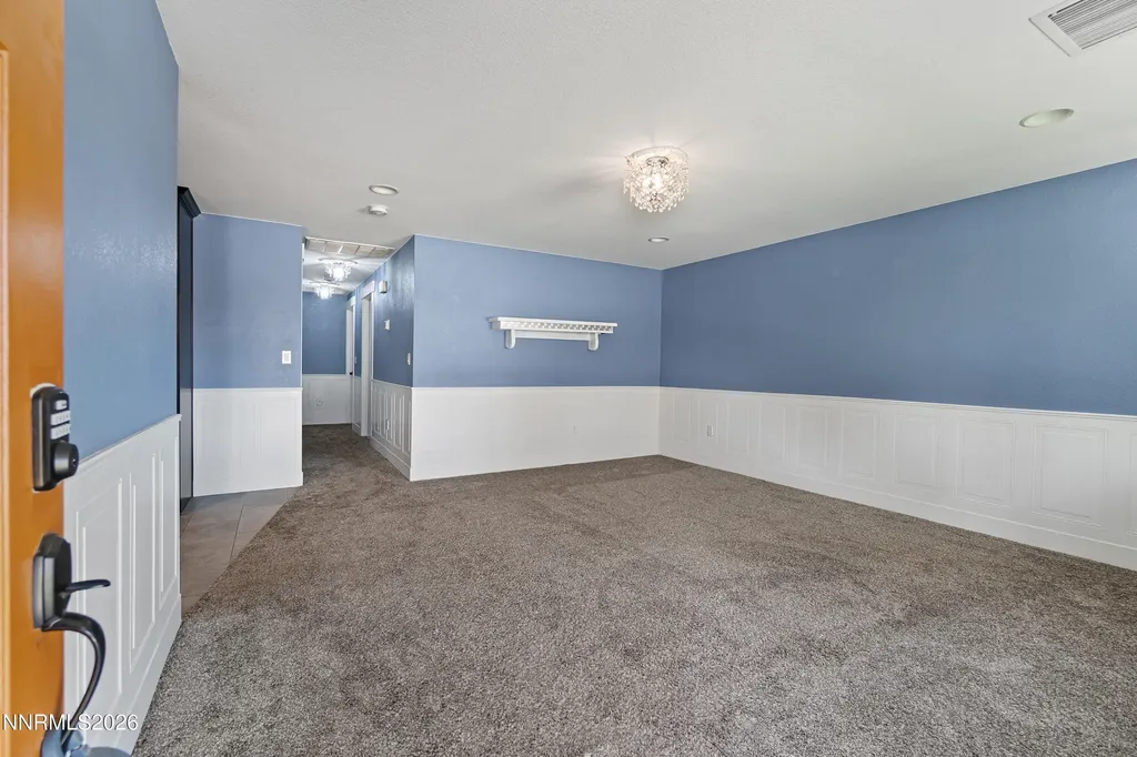 415 Keystone Dayton NV 89403
