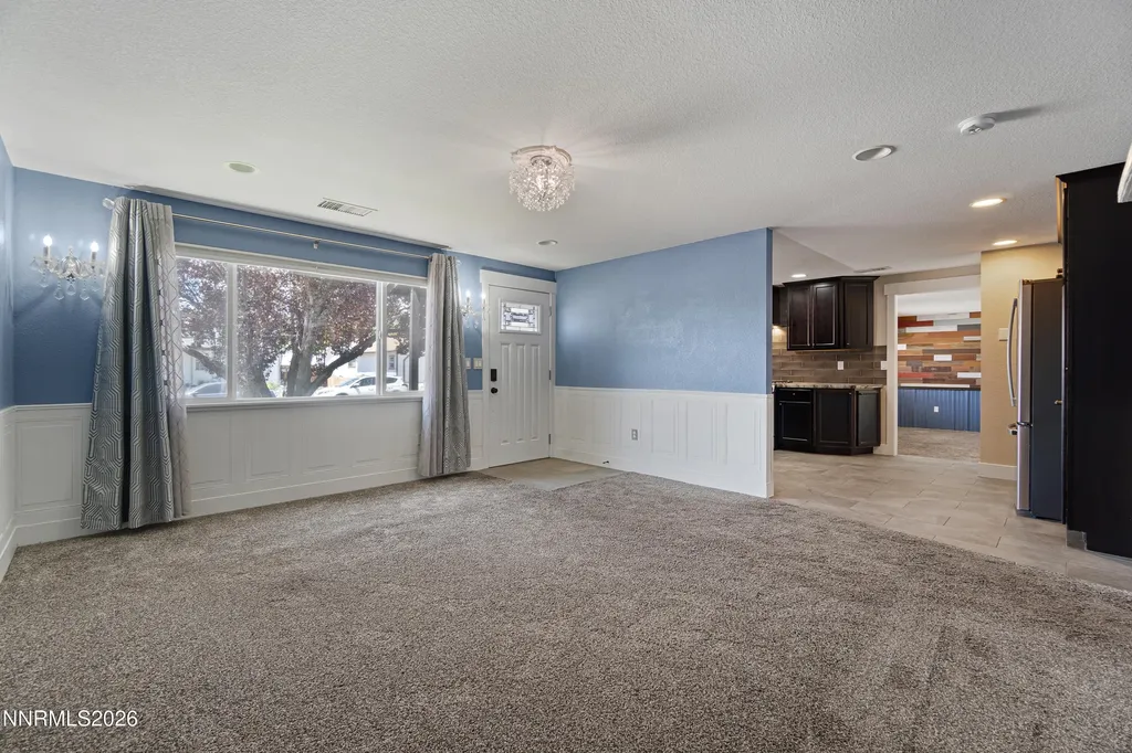 415 Keystone Dayton NV 89403