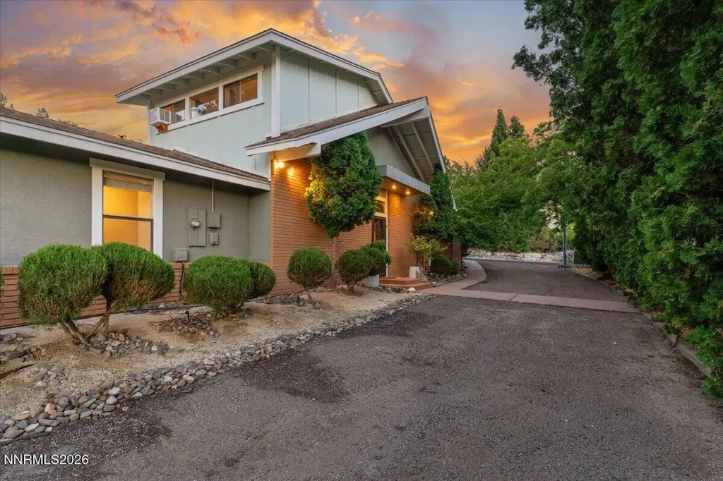 3615 Royer Reno NV 89509