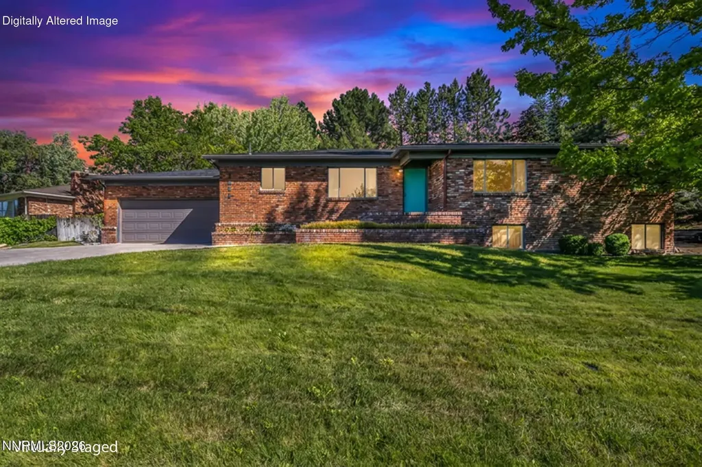 3490 Plumb Reno NV 89509