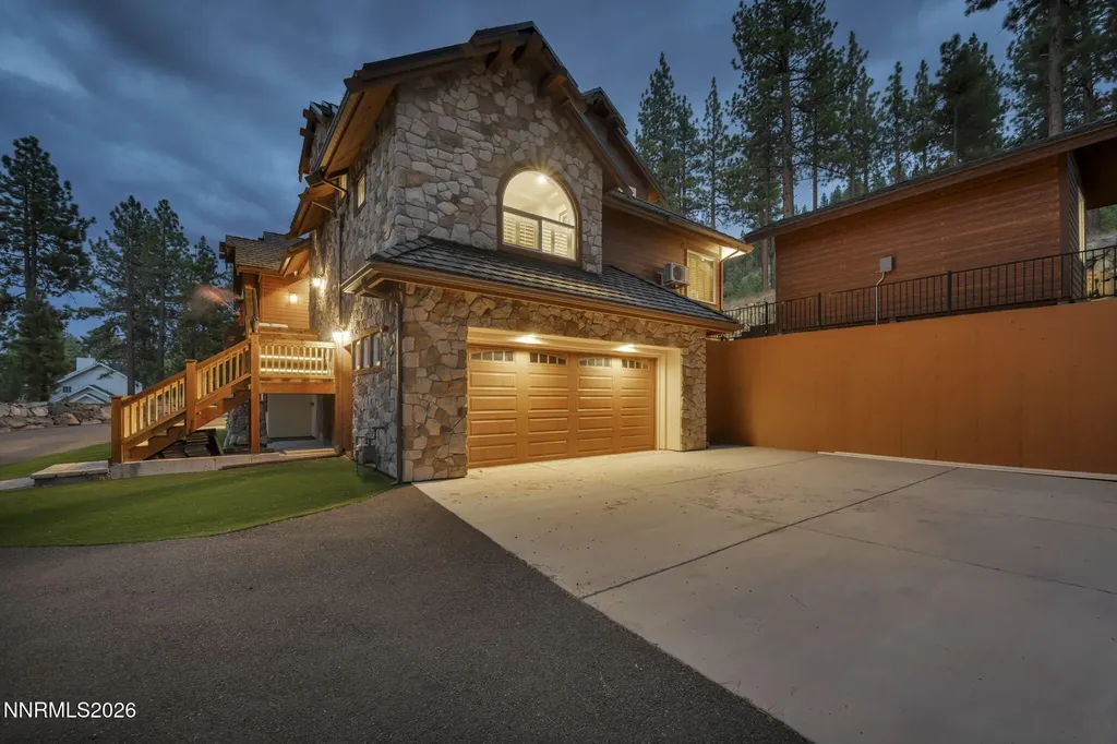 10 Franktown Washoe Valley NV 89704