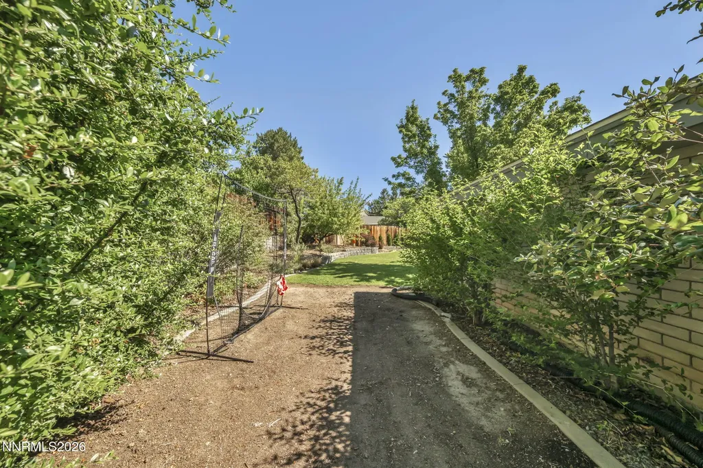 3233 Harvard Carson City NV 89703